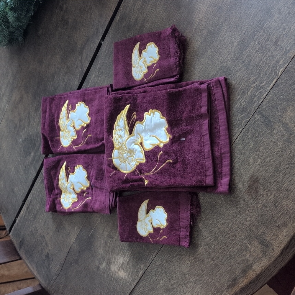 Set of Christmas towels